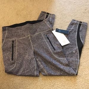 Lululemon leggings Invigorate 7/8 Tights